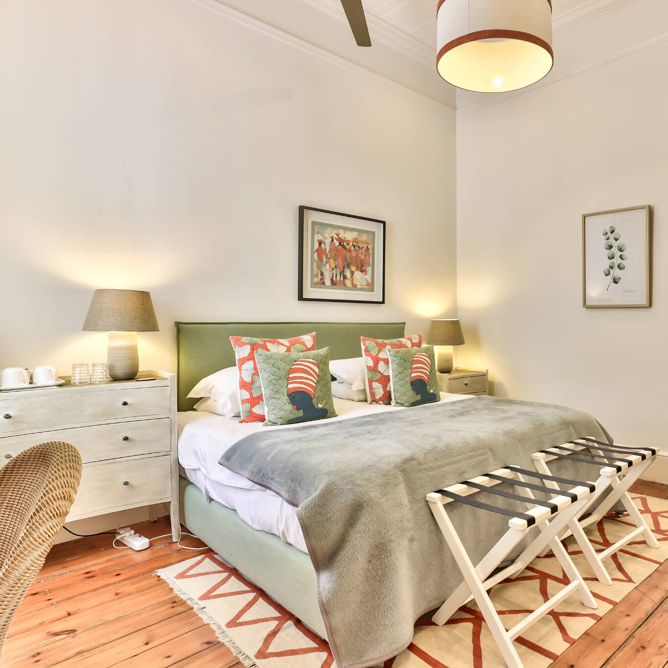 Small bottom Southmoor Room image